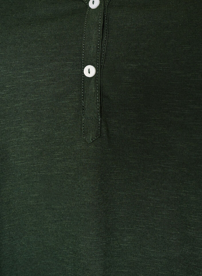 T-paita nappiyksityiskohdalla, Vihre&auml;, Packshot image number 2