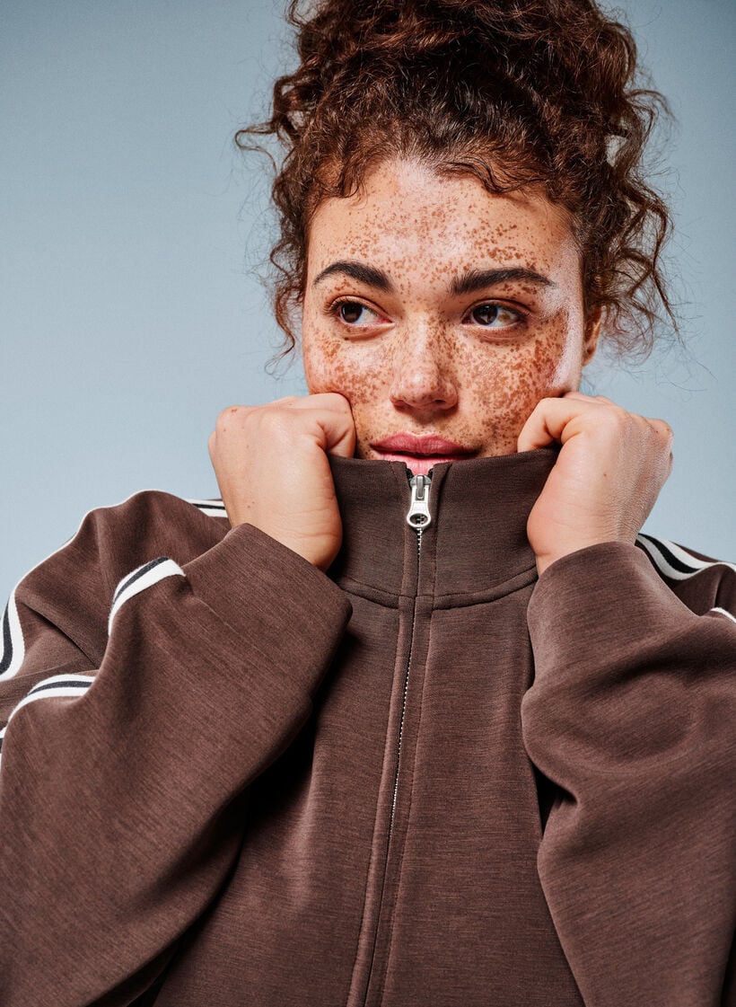 Korkeakauluksinen treenitoppi raidoilla hihoissa, Ruskea, Image image number 0