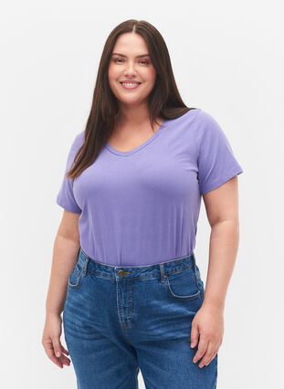 Yksivärinen perus t-paita puuvillasta, Veronica, Model image number 0
