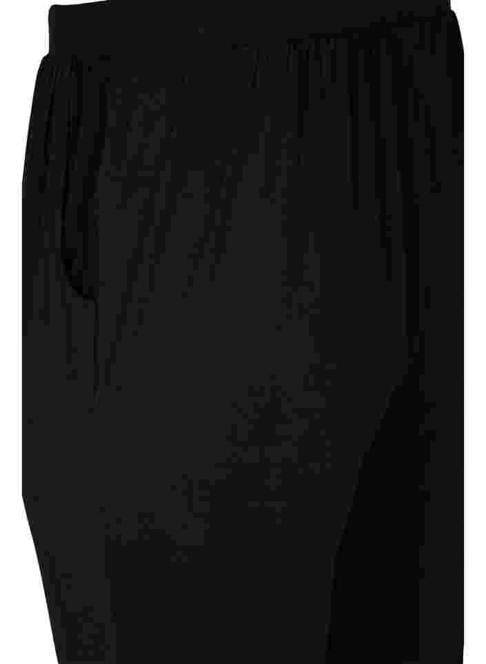 Väljät viskoosihousut taskuilla, Black, Packshot image number 3