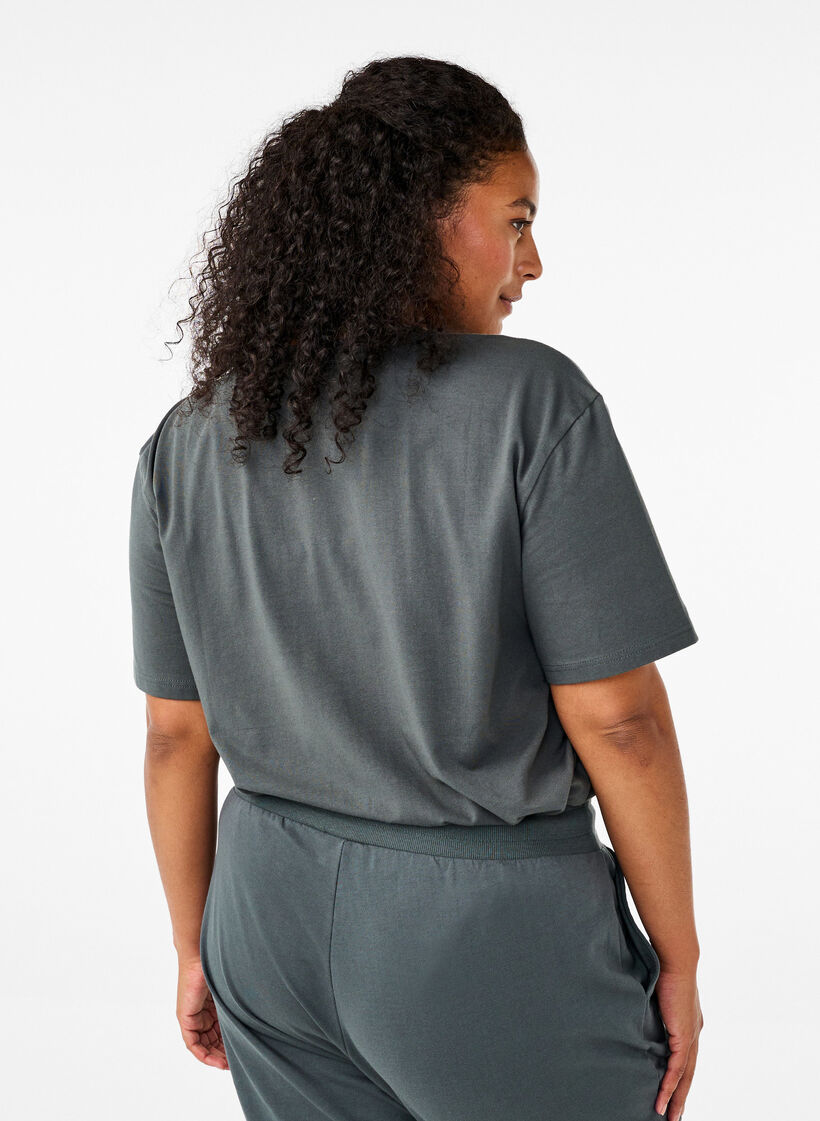 Sporttinen T-paita luomupuuvillasta, , Model image number 2