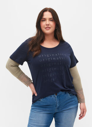 Puuvillainen t-paita painatuksella, Navy Blazer, Model image number 0