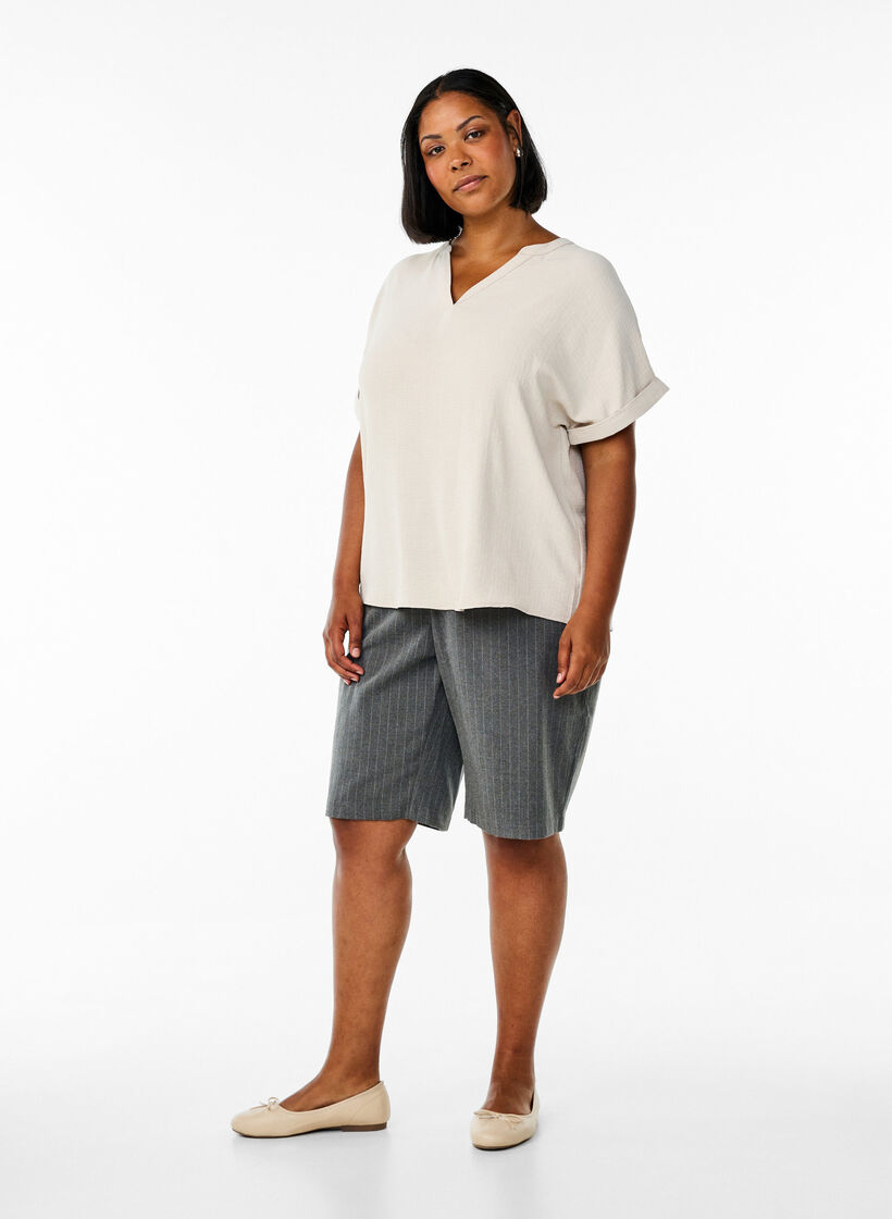 Rento pusero lyhyill&auml; hihoilla, Beige, Model image number 1