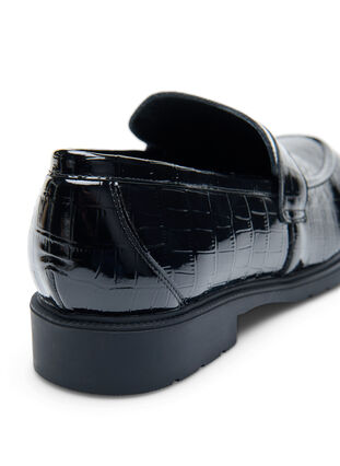 Leveälestiset krokotiilikuvioiset loaferit nahkaa, Black, Packshot image number 4