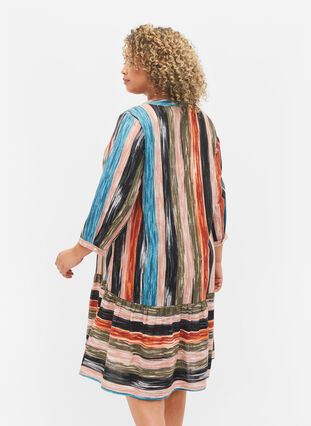 Kuviollinen puuvilla mekko 3/4-hihoilla, Multi Stripe AOP, Model image number 1