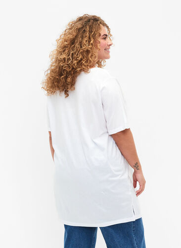 Yksivärinen oversize t-paita v-pääntiellä, Bright White, Model image number 1