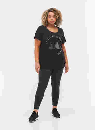 T-paita printillä treeniin , Black A.C.T.V, Model image number 2