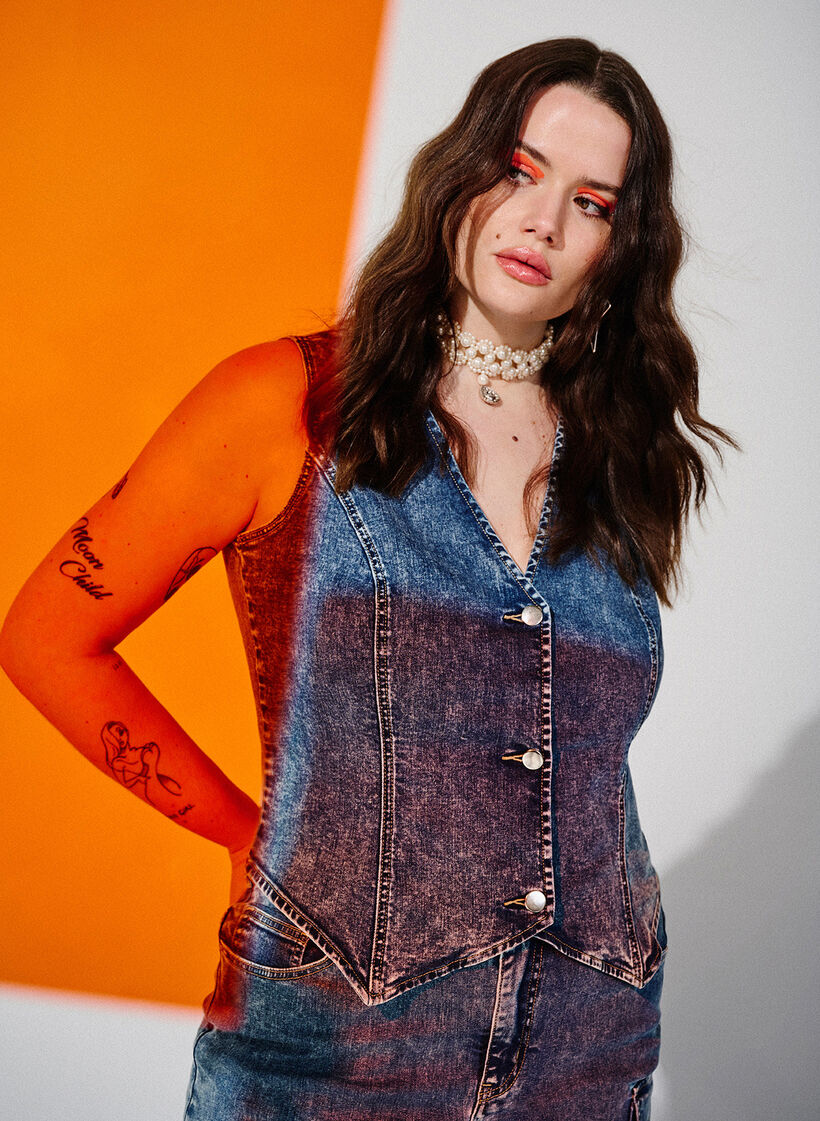 Slim fit -farkkuliivi napituksella, Blue Denim, Image image number 0