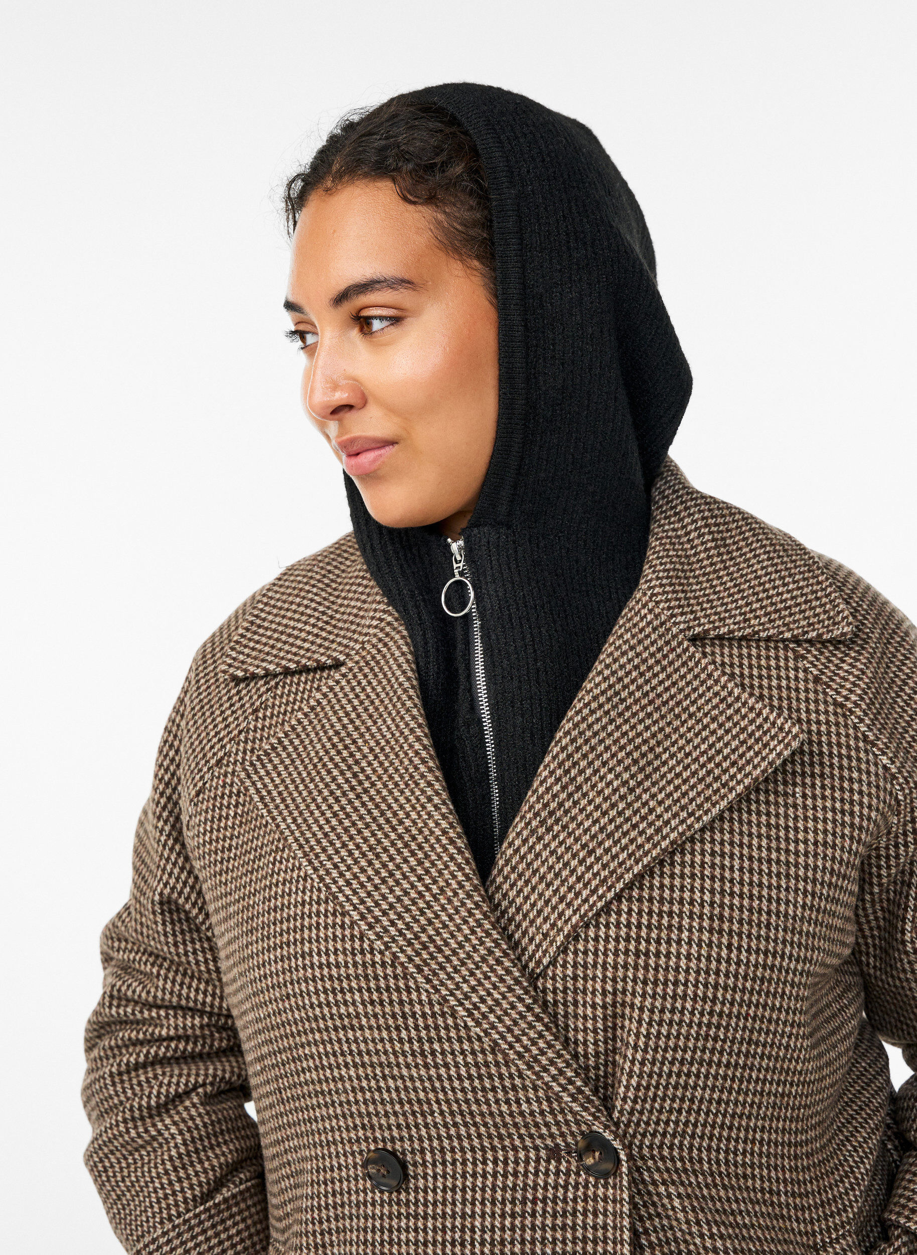 Vetoketjullinen ribattu balaclava, Musta, Model