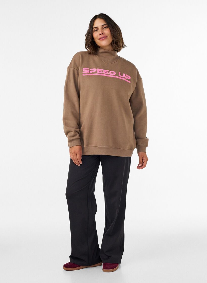 Collegepaita korkealla kauluksella ja urheilullisella etuprintill&auml;, Ruskea, Model image number 1