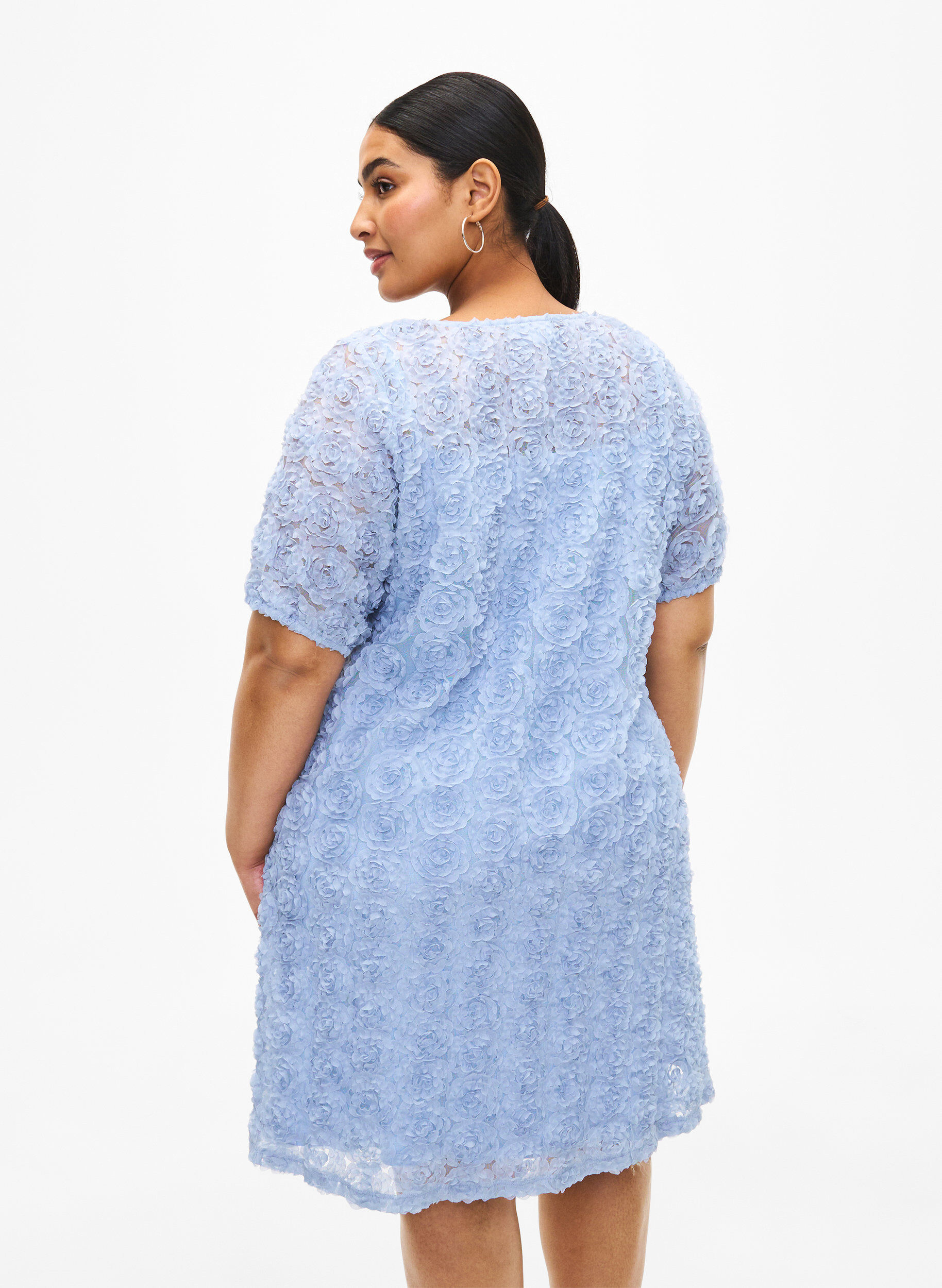 Zizzi Juhlamekko 3D-kukilla, Cashmere Blue, Model image number 1