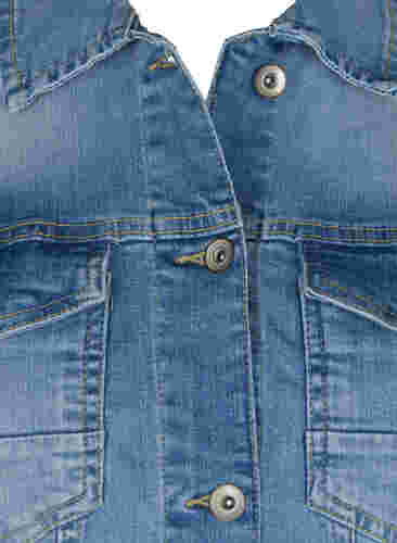 Vaalea farkkutakki rintataskuilla, Light blue denim, Packshot image number 3