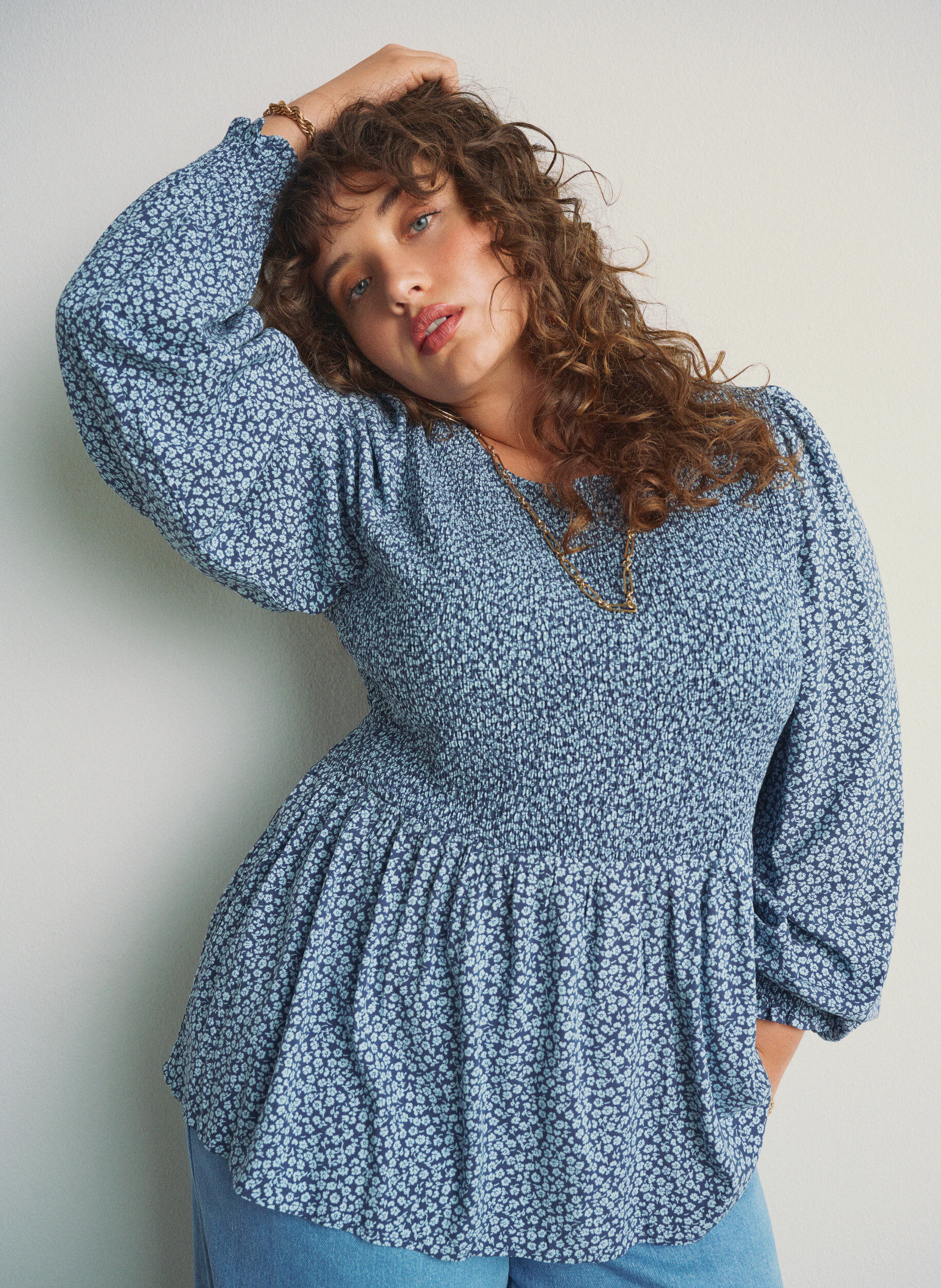 Zizzi Pusero kuminauhayl&auml;osalla ja kukkakuosilla, Sininen, Image image number 0