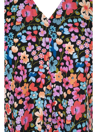 Kukallinen mekko v-aukolla ja 3/4-hihoilla , Flower AOP, Packshot image number 2