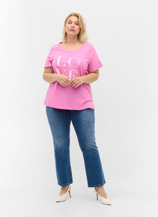 Lyhythihainen puuvillainen t-paita painatuksella, Cyclamen LOVE, Model image number 2