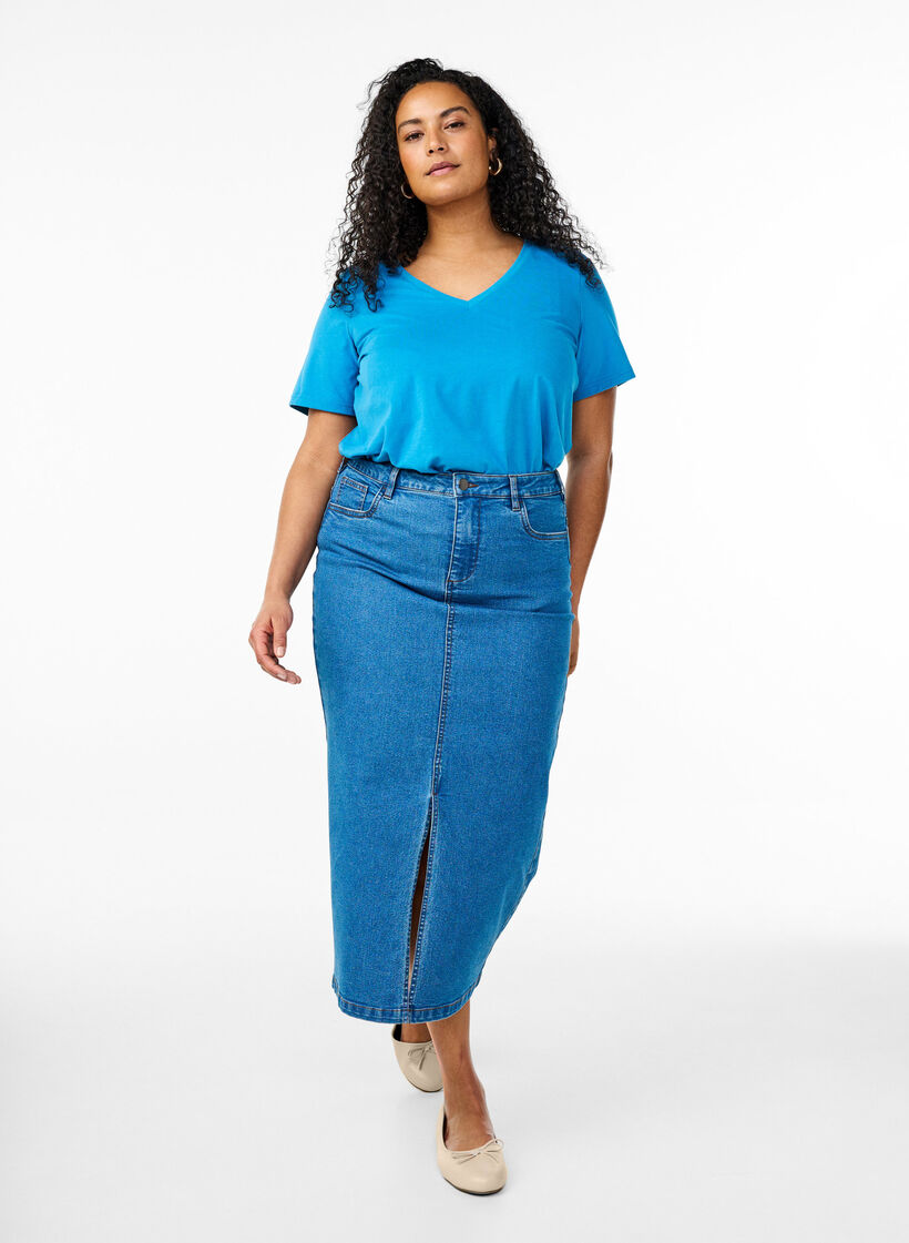 V-kaula-aukkoinen T-paita, Sininen, Model image number 1