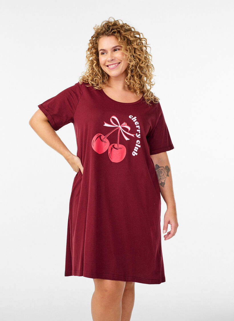 Lyhythihainen y&ouml;paita luomupuuvillaa, Punainen, Model image number 0