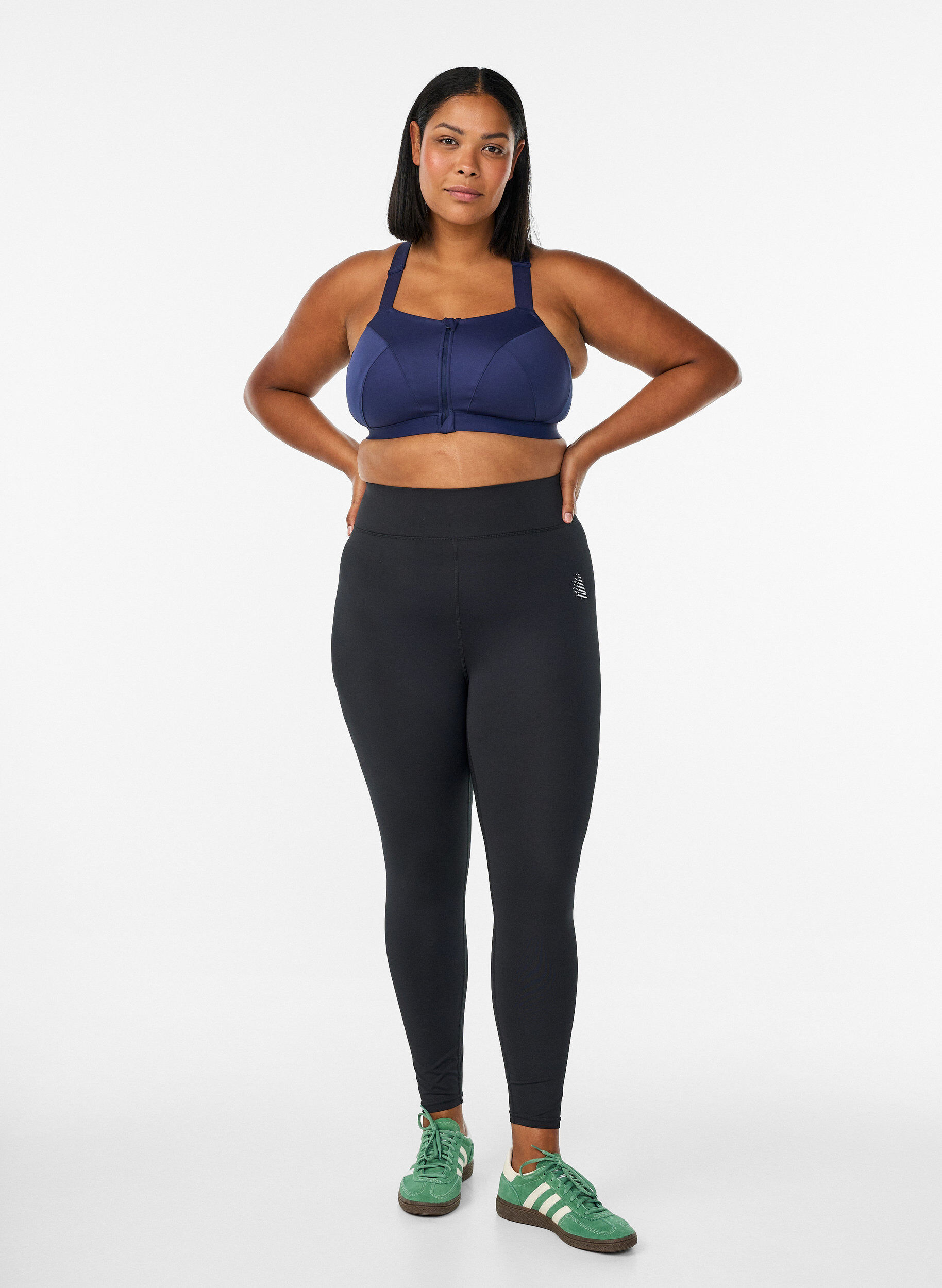 Zizzi Edest&auml; suljettavat ja hyvin tukevat urheilurintaliivit, Sininen, Model image number 1