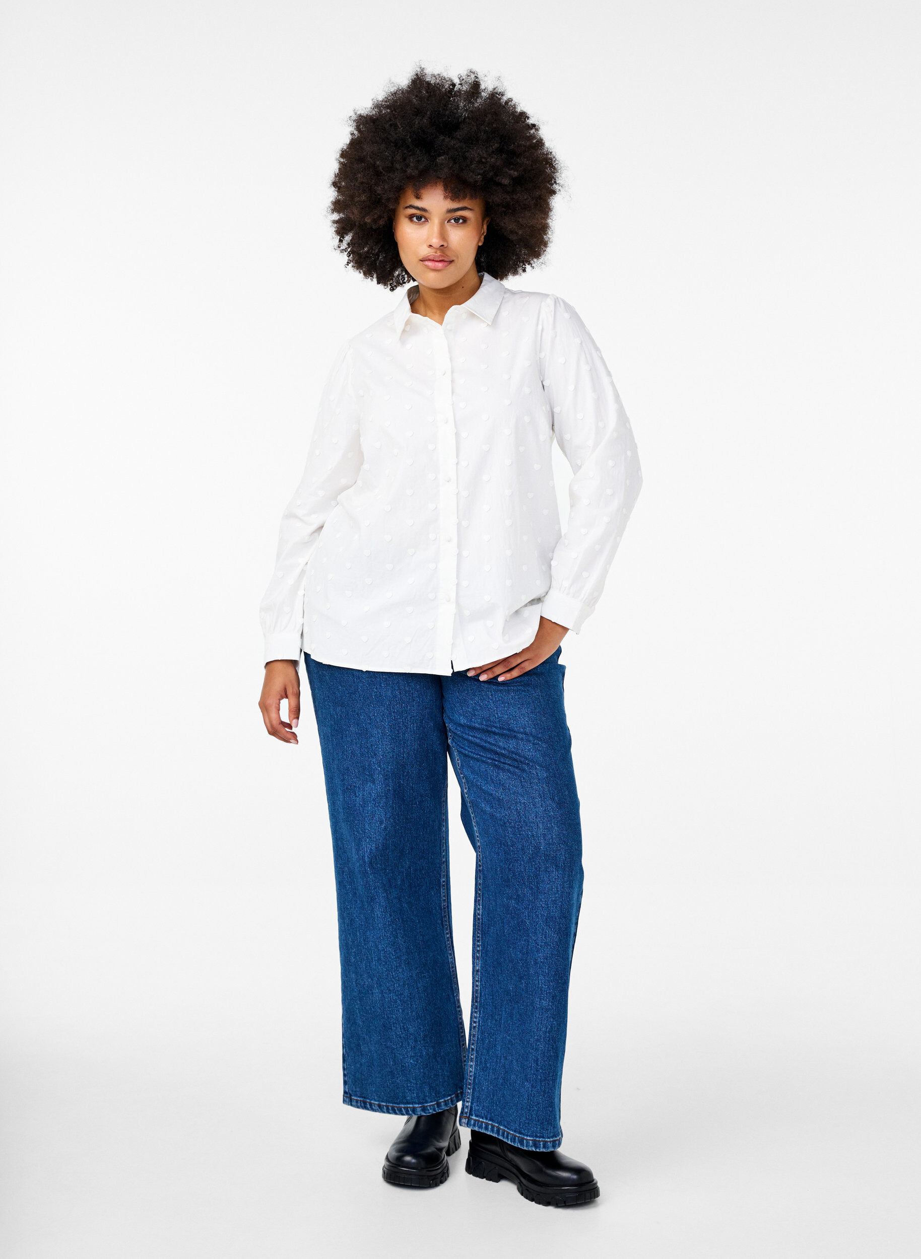 Zizzi Paita kauluksella ja ommelluilla syd&auml;mill&auml;, Valkoinen, Model image number 1