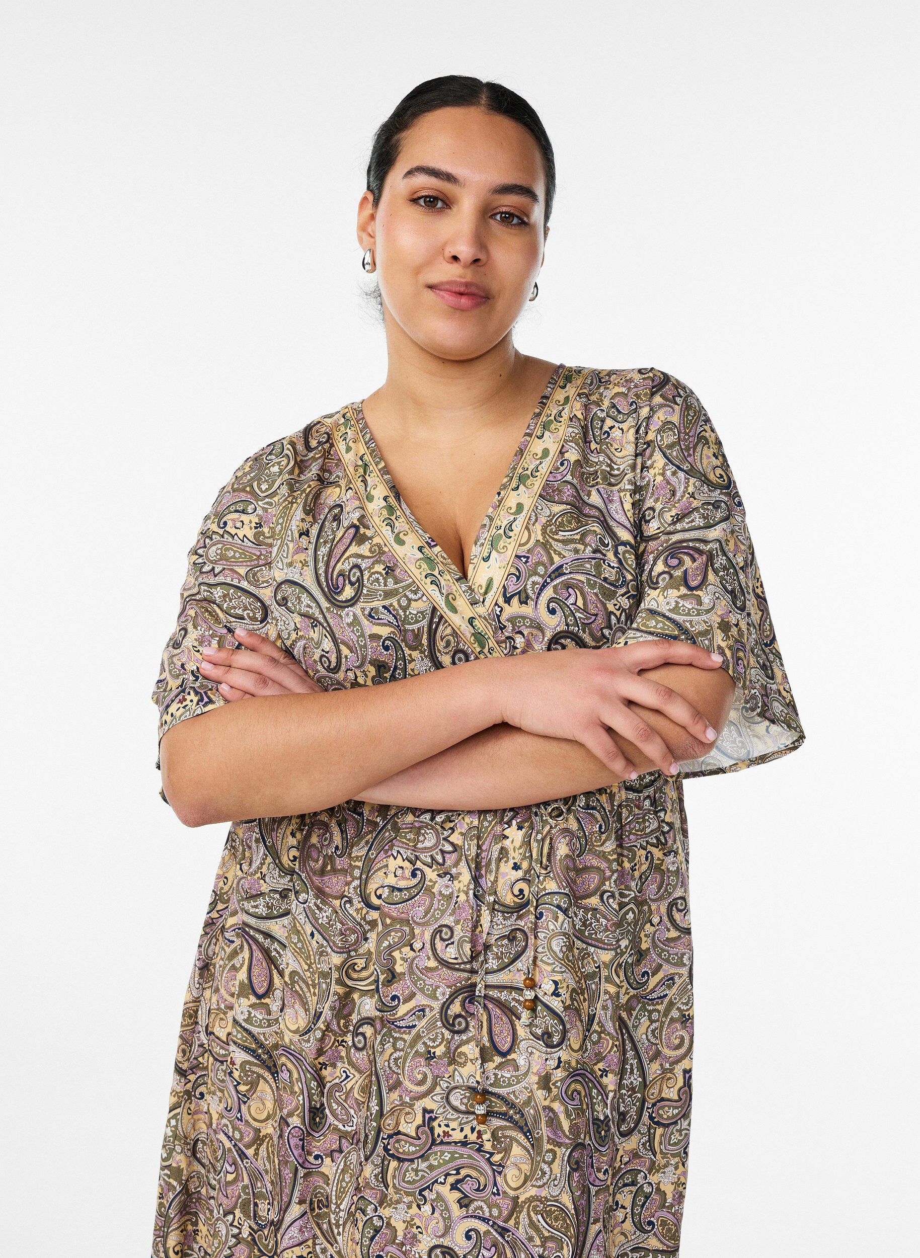 ZizziViscose-maximekko paisleykuviolla, Keltainen, Model image number 2