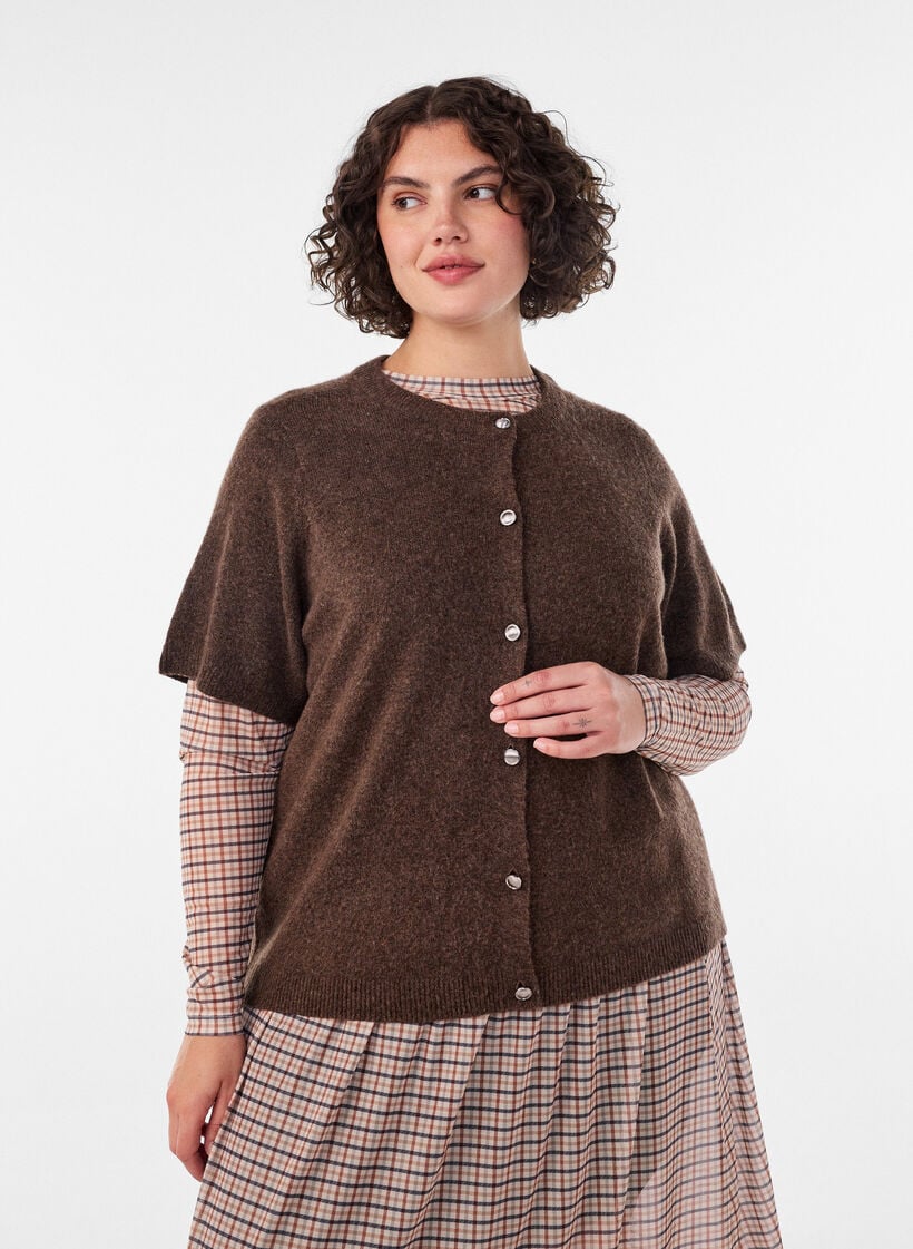 Lyhythihainen neuletakki, Ruskea, Model image number 0