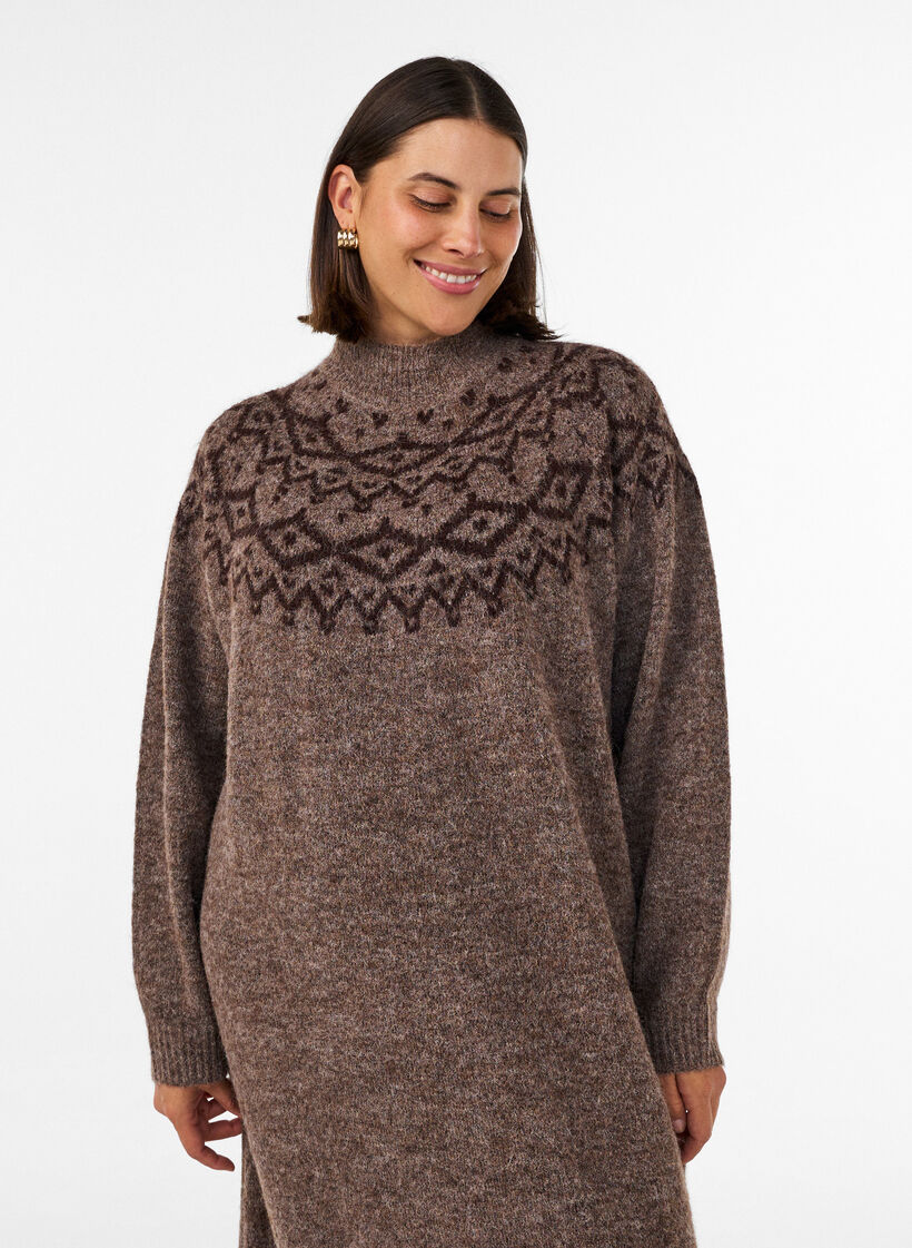 Neulemekko jacquard-kuviolla, Ruskea, Model image number 3