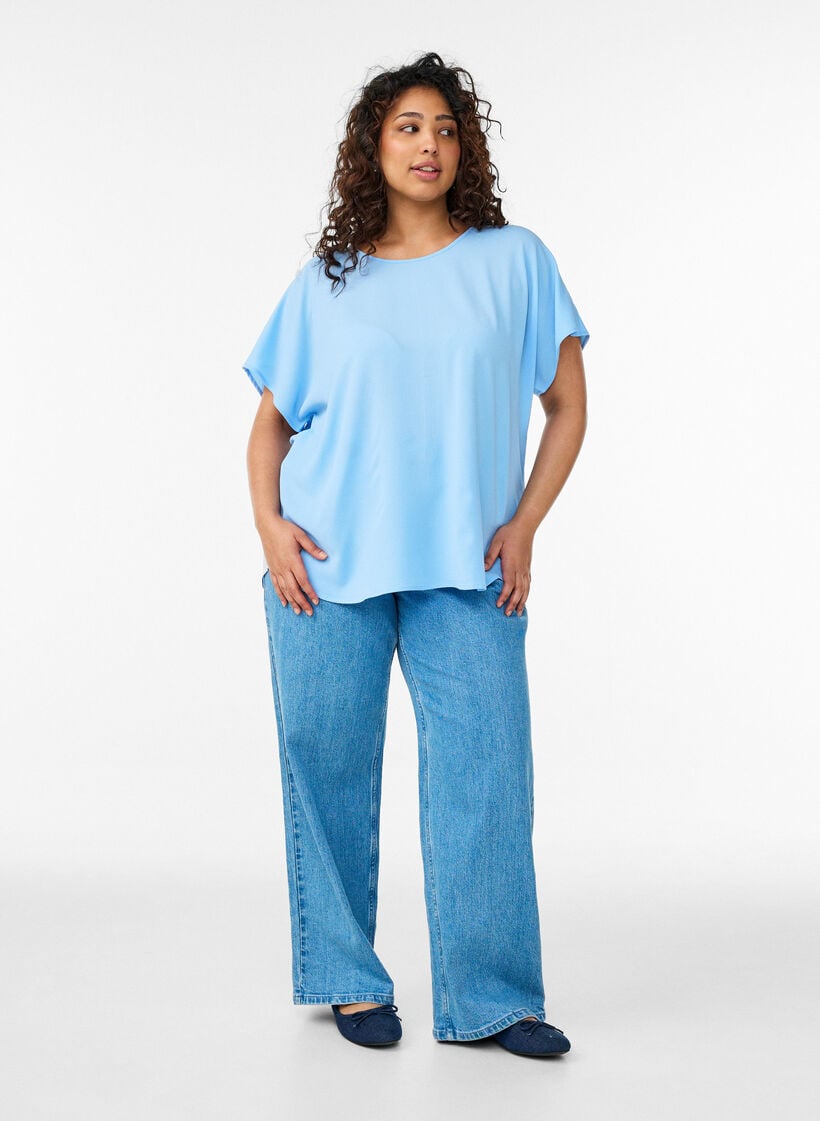Pusero lyhyill&auml; hihoilla ja py&ouml;re&auml;ll&auml; p&auml;&auml;ntiell&auml;, Sininen, Model image number 1