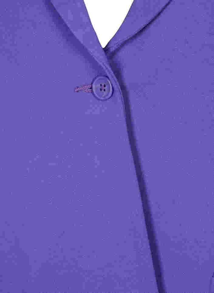 Yksinkertainen bleiseri napeilla ja koristetaskuilla , Ultra Violet, Packshot image number 2