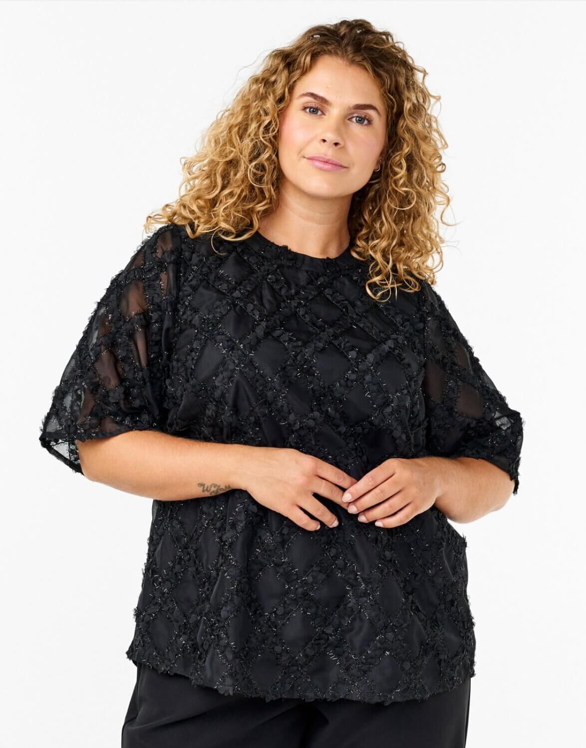 Lyhythihaiset puserot