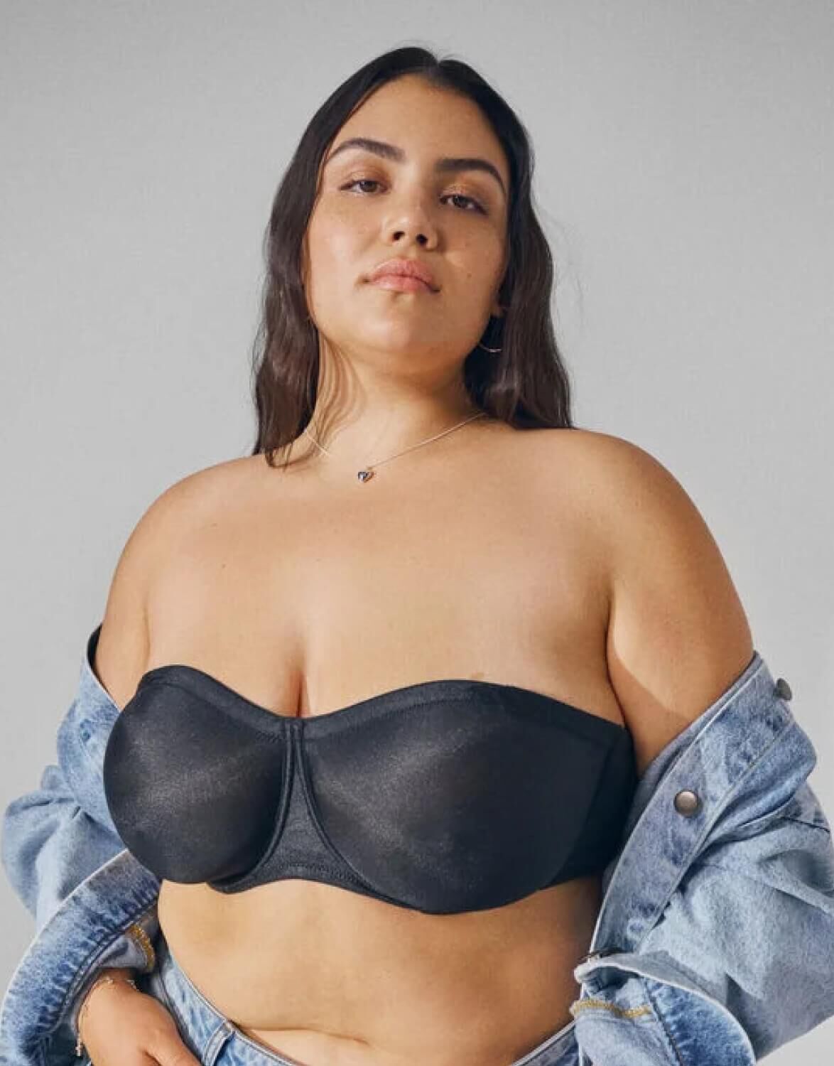 Olkaimettomat rintaliivit