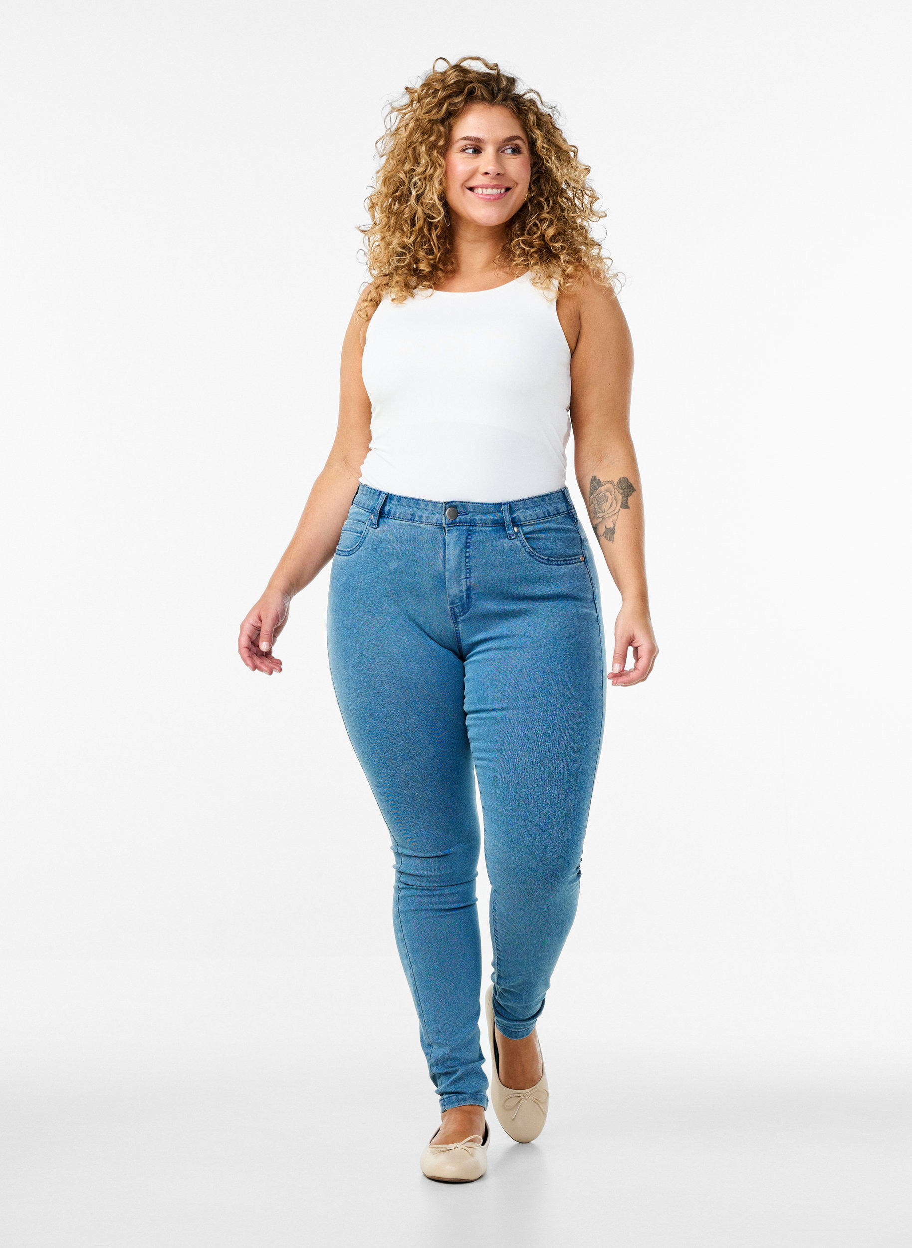 Korkeavyötäröiset super slim Amy farkut, Light blue, Model