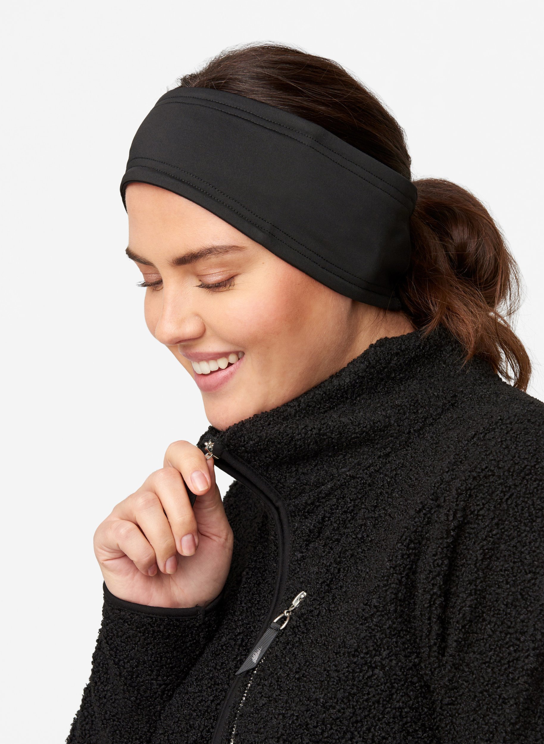 Urheilupanta fleecellä, Black, Model