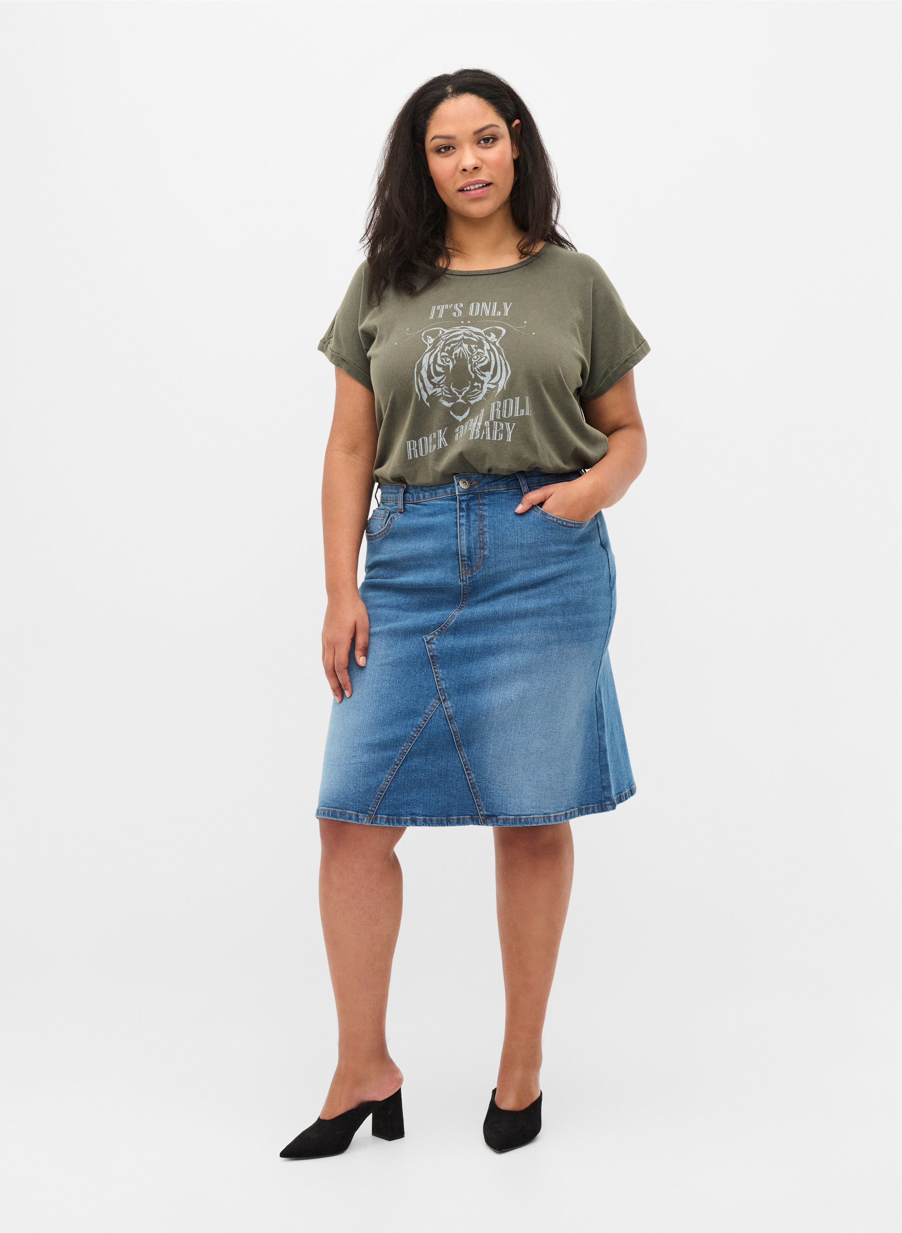 Midimittainen farkkuhame puuvillasta, Blue denim, Model