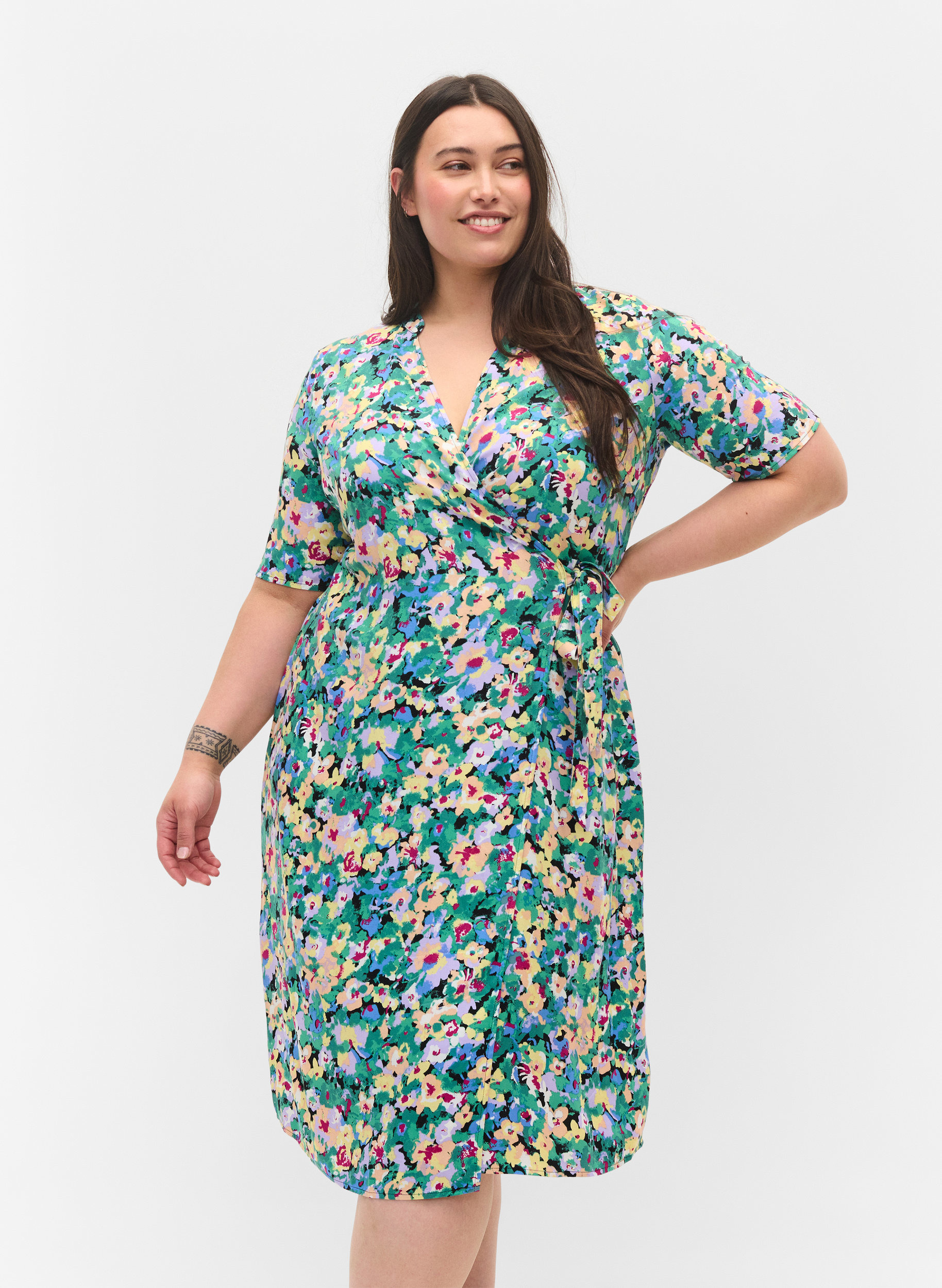Kietaisumidimekko kuosilla, Multi AOP, Model
