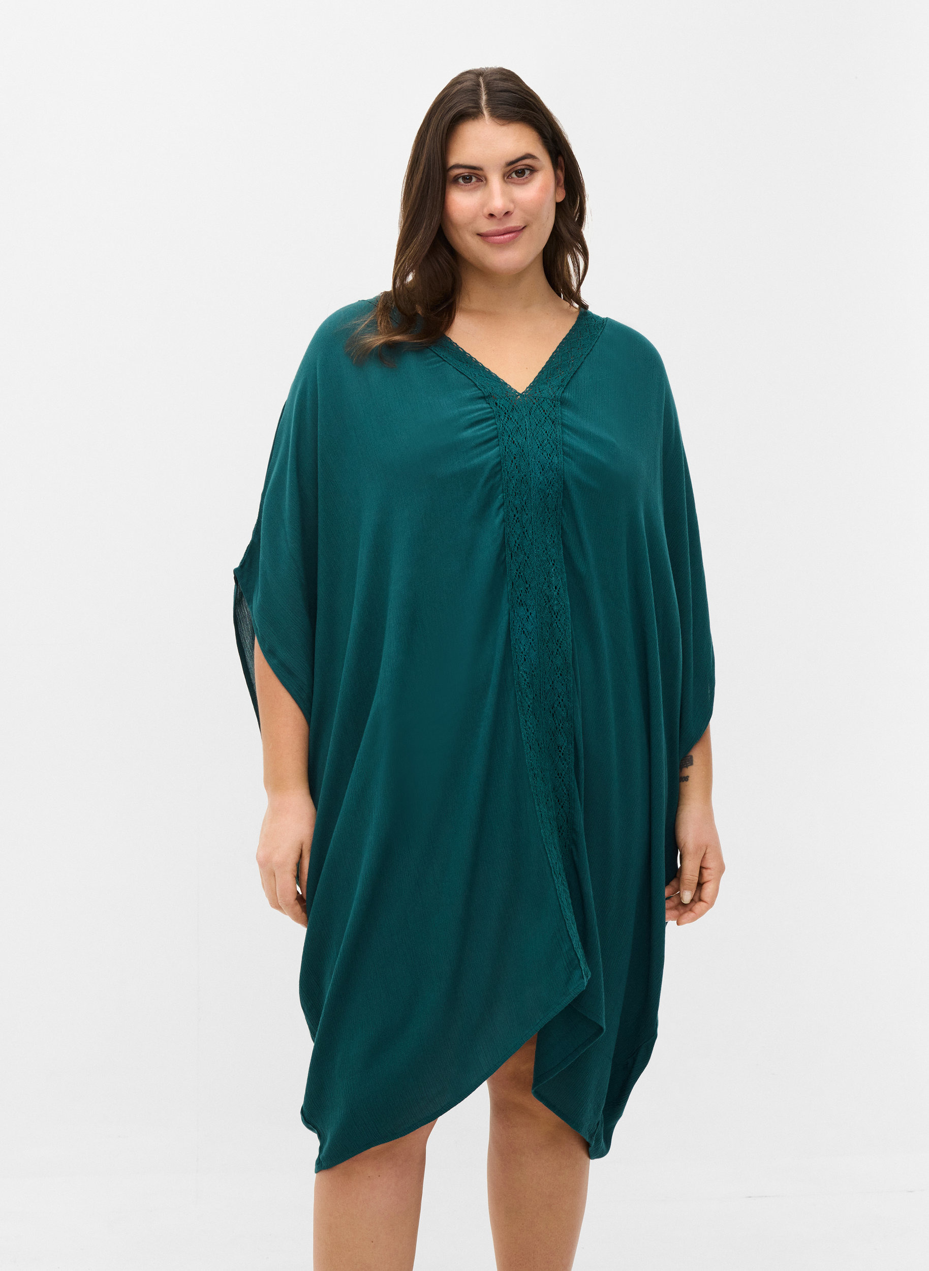 Viskoosista valmistettu rantamekko pitsillä, Deep Teal, Model