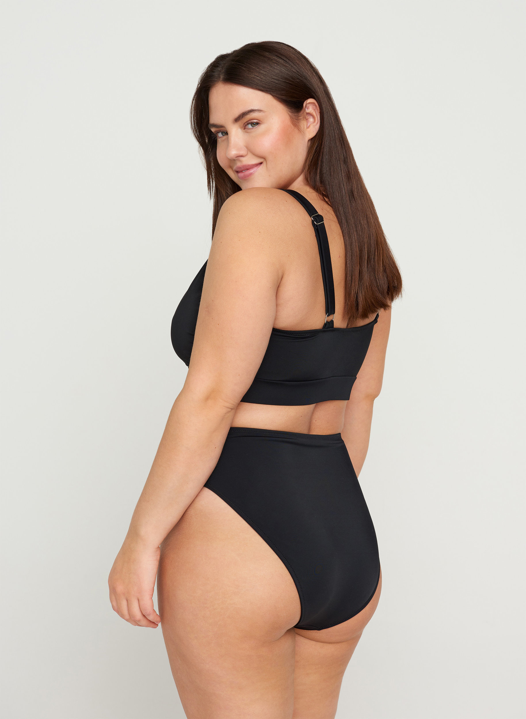 Korkeavyötäräinen bikinialaosa , Black, Model