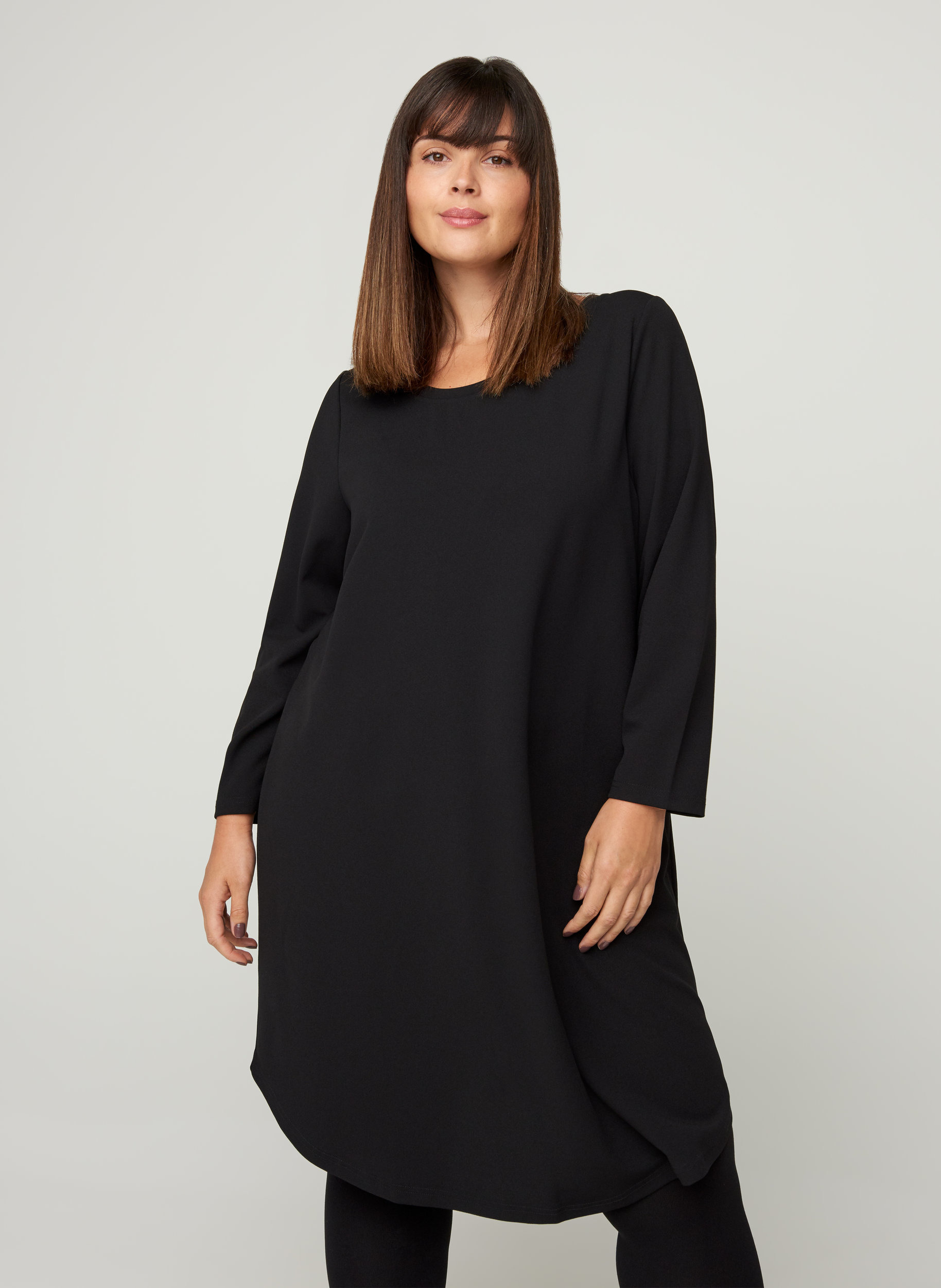 Yksivärinen mekko a-mallissa, Black, Model image number 0